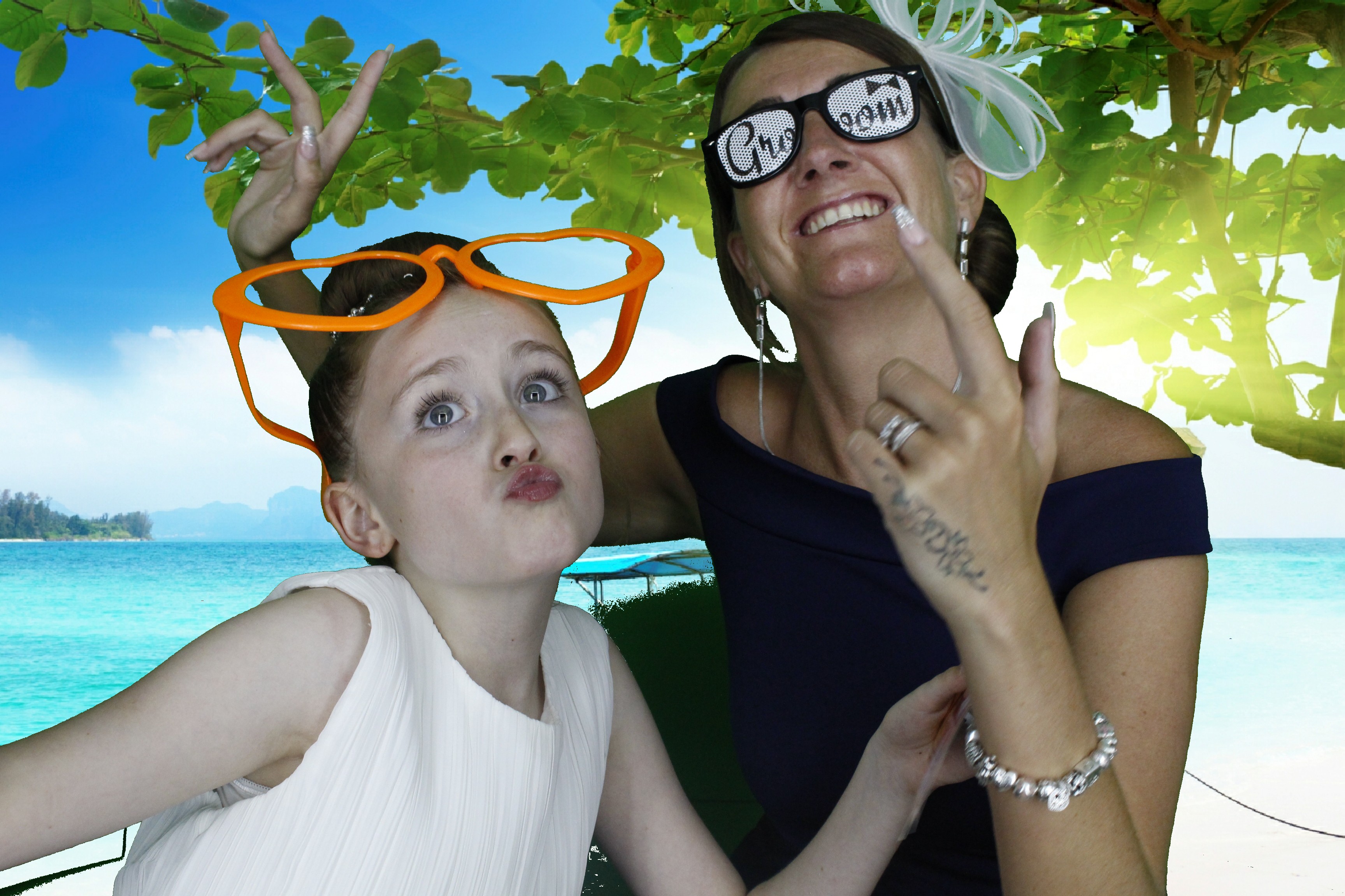 Hollie Mills | View more photos from the event at gallery.myphotoboothexperience.co.uk/u/MyPhotoBoothExperienceLtd/Hollie-Mills